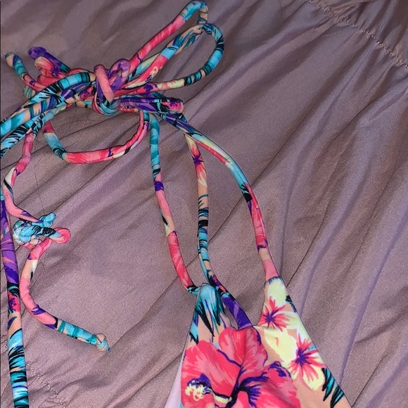 Bikini Top - Picture 2 of 3